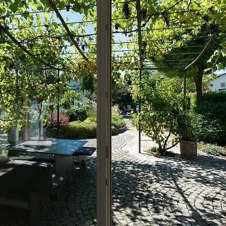 Ferienhaus Zur Weinlaube Holiday home *