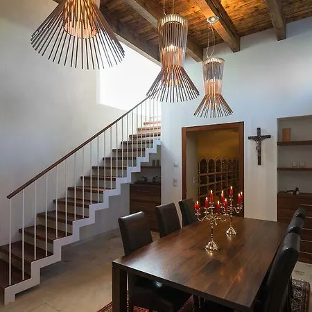 Ferienhaus Zur Weinlaube Holiday home Dornbirn